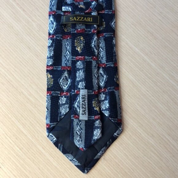 💕2/$16💕Sazzari 100% Silk Navy Patterned Tie - Picture 5 of 5